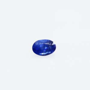 Oval-Cut Natural Blue Sapphire with Natural Inclusions – Sri Lanka Origin